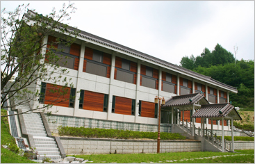 Outside of Jangpangak of the Advanced Center For Korean Studies